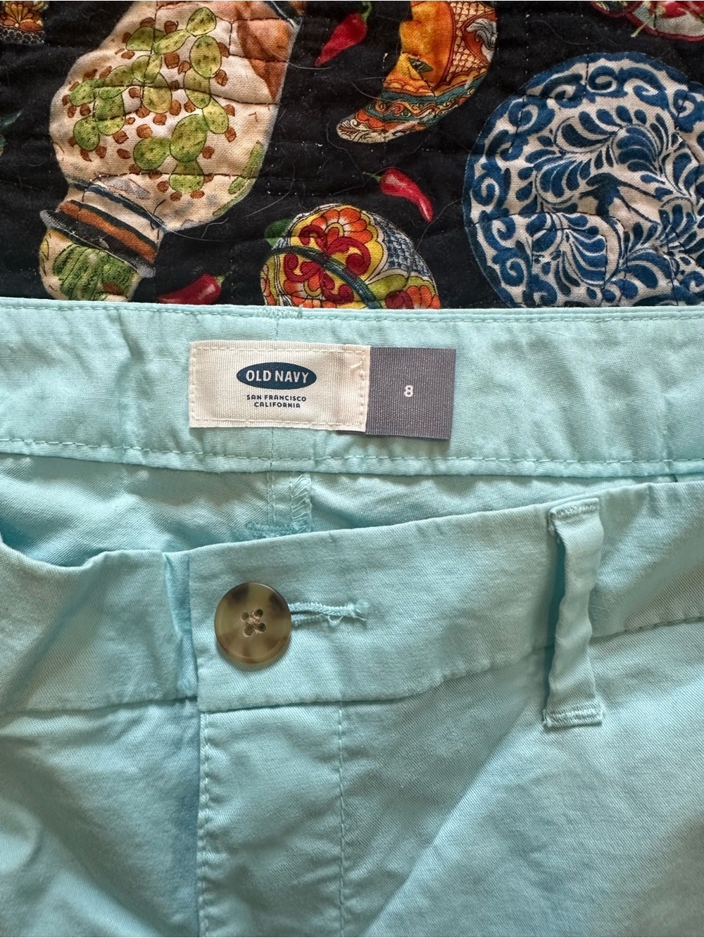 Old Navy Womens Light Aqua Chino Shorts EUC - Picture 3 of 6